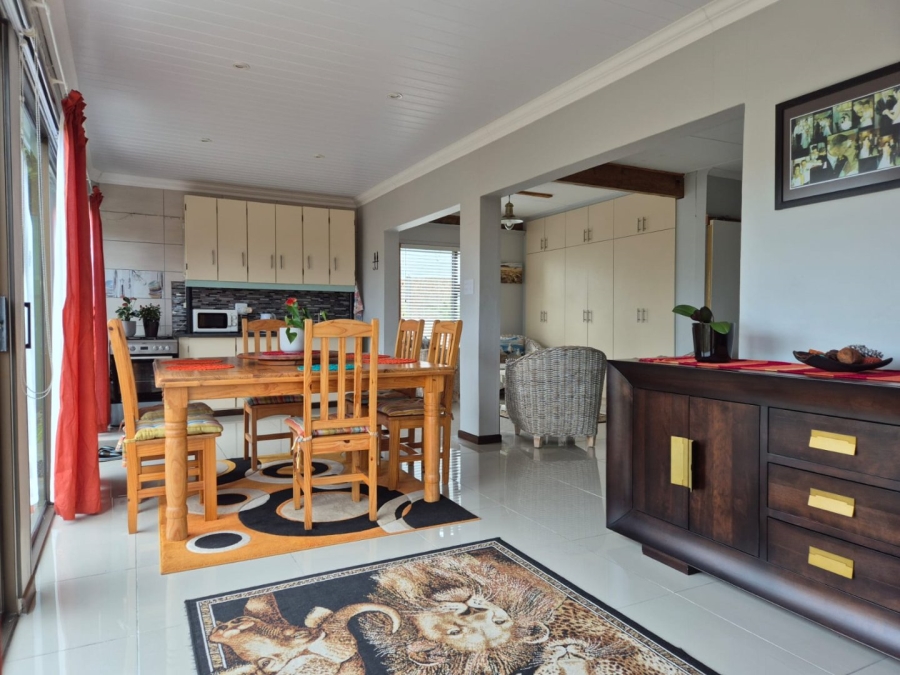 4 Bedroom Property for Sale in Stilbaai Wes Western Cape